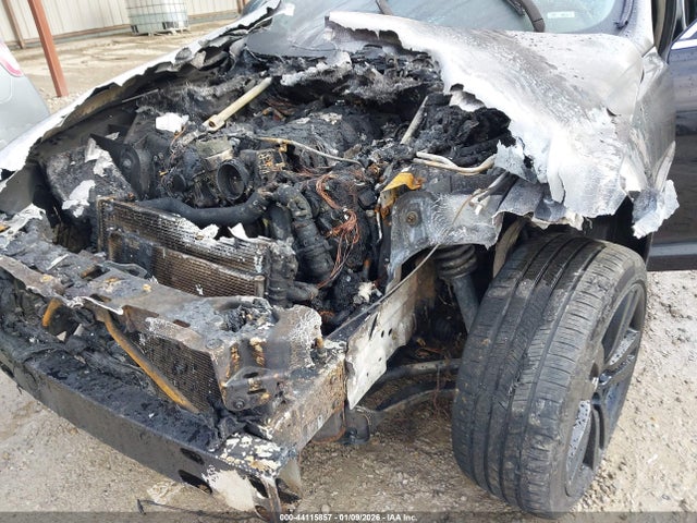 2011 JAGUAR XJ SAJWA2GB8BLV09833 Photo 5