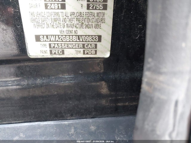 2011 JAGUAR XJ SAJWA2GB8BLV09833 Photo 8