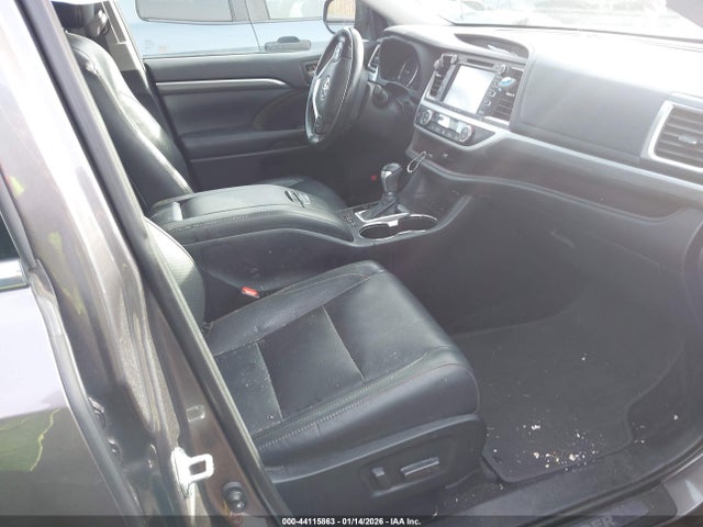 5TDDGRFH9KS056694 Toyota Highlander Hybrid Limited Platinum