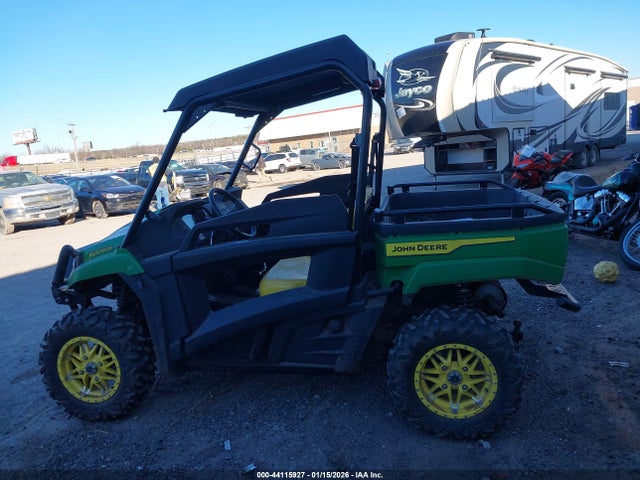 John Deere Xuv590m 2022 1M0590MAHNM050695 Image 13