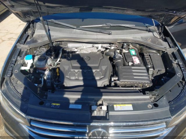 2022 VOLKSWAGEN TIGUAN 3VV3B7AX2NM103566 Photo 9