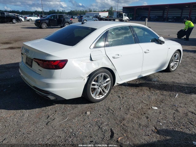 2022 AUDI A4 WAUEAAF45NN012090 Photo 3