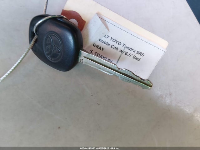 2017 TOYOTA TUNDRA 5TFRY5F10HX221145 Photo 10