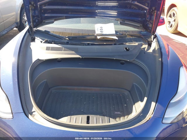 2023 TESLA MODEL 3 5YJ3E1EB8PF708944 Photo 9