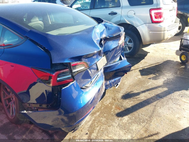 2023 TESLA MODEL 3 5YJ3E1EB8PF708944 Photo 5