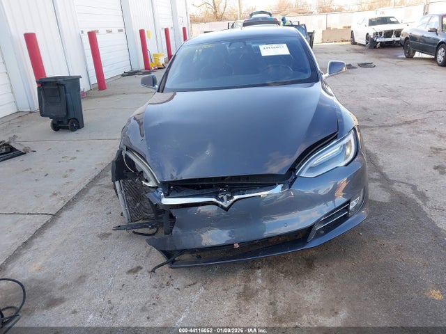 Aukcja sprzedaży 2018 Tesla Model S 100d/75d/p100d, vin: 5YJSA1E28JF295017, numer aukcji: 44116052