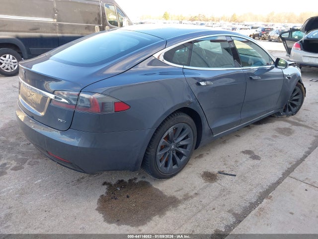 2018 TESLA MODEL S 5YJSA1E28JF295017 Photo 3