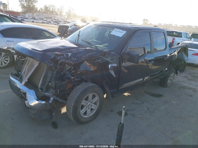 Ford F-150 Xlt 2023 1FTEW1C56PKD32329 Image 2