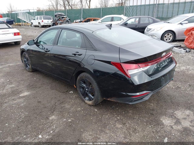 5NPLS4AG5MH046927 Hyundai ELANTRA SEL