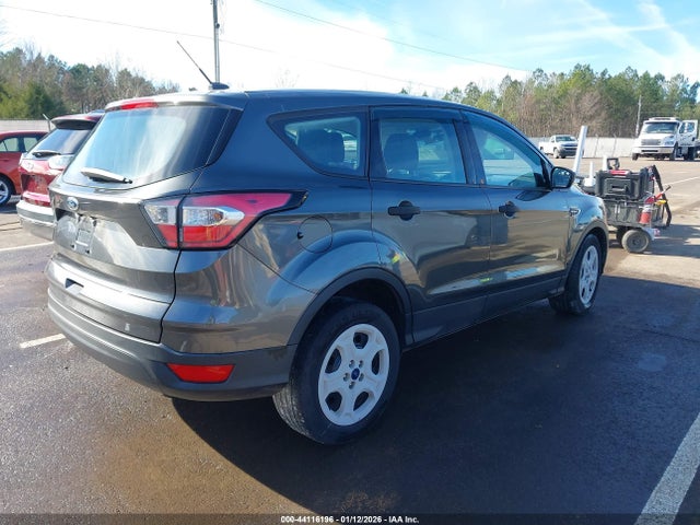 1FMCU0F71HUE13048 Ford ESCAPE S