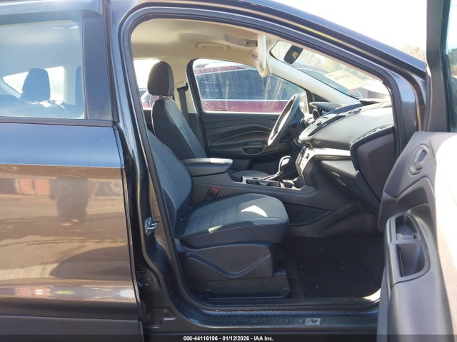 1FMCU0F71HUE13048 Ford ESCAPE S