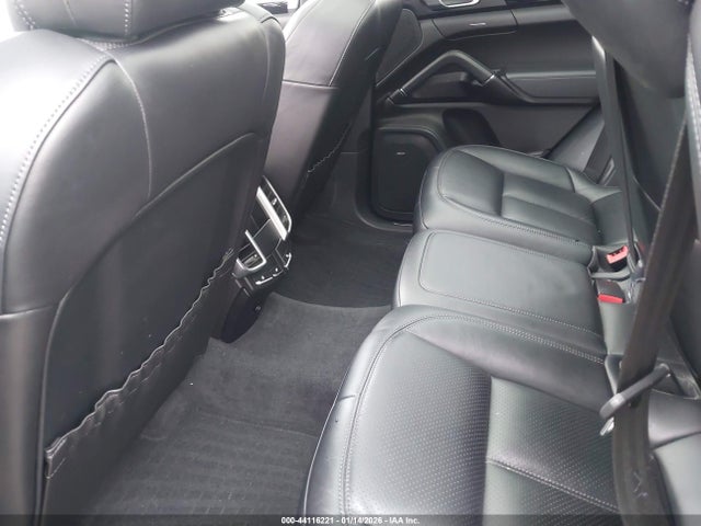 2017 PORSCHE CAYENNE WP1AA2A20HKA82419 Photo 7