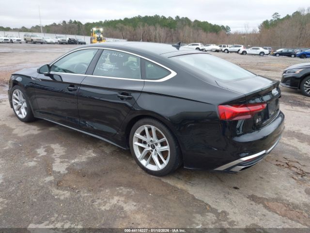 2024 AUDI A5 SPORTBACK WAUFACF53RA025152 Photo 2