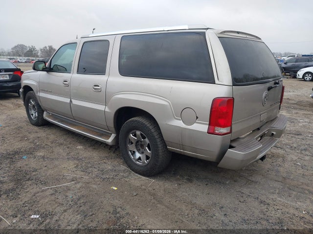 2004 CADILLAC ESCALADE ESV 3GYFK66N14G131900 Photo 2