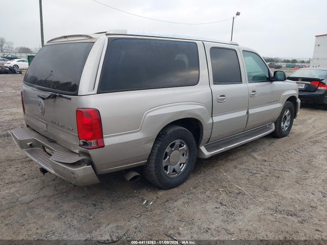 2004 CADILLAC ESCALADE ESV 3GYFK66N14G131900 Photo 3