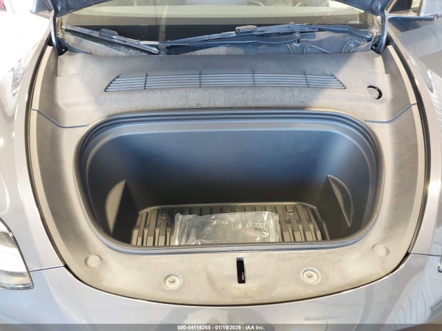 2023 TESLA MODEL Y 7SAYGDEE8PF627831 Photo 9