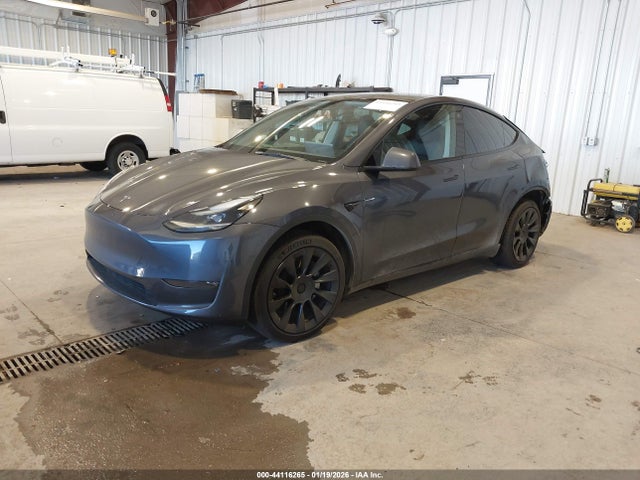 2023 TESLA MODEL Y 7SAYGDEE8PF627831 Photo 1