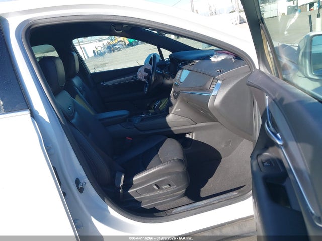 2020 CADILLAC XT5 1GYKNAR42LZ232051 Photo 4