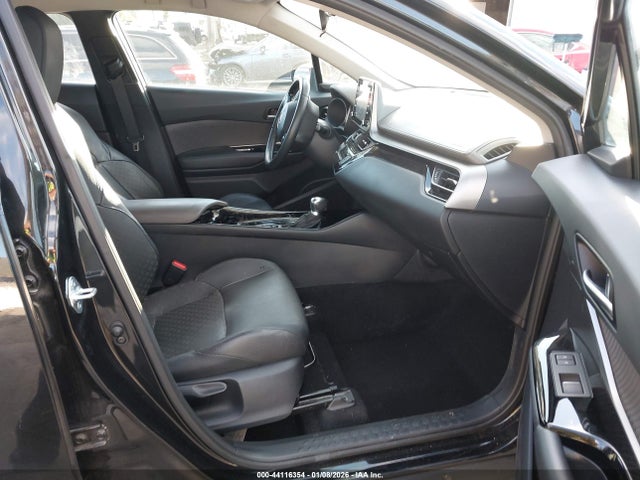 NMTKHMBX7NR141461 Toyota C-hr Limited