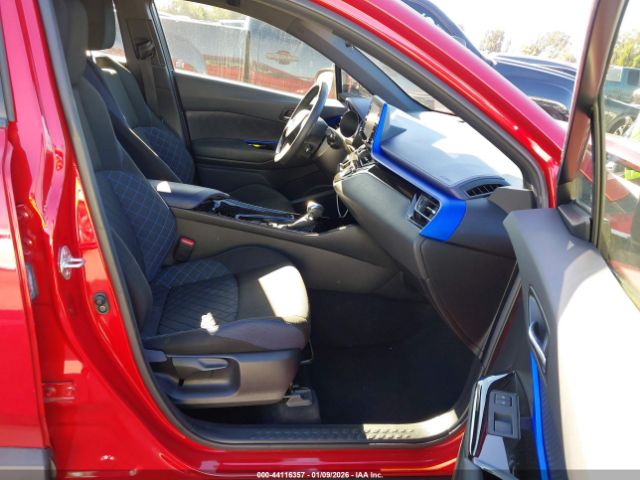 2021 TOYOTA C-HR JTNKHMBX4M1102495 Photo 4