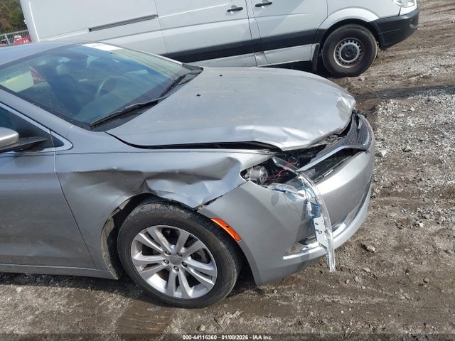 Chrysler 200 Limited 2015 1C3CCCAB4FN534429 Image 13