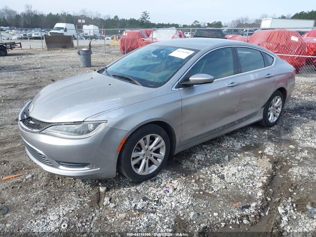 Chrysler 200 Limited 2015 1C3CCCAB4FN534429 Image 2