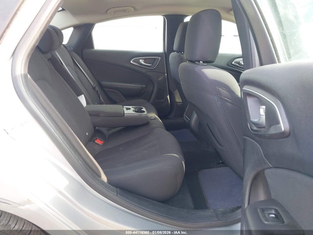 Chrysler 200 Limited 2015 1C3CCCAB4FN534429 Image 8