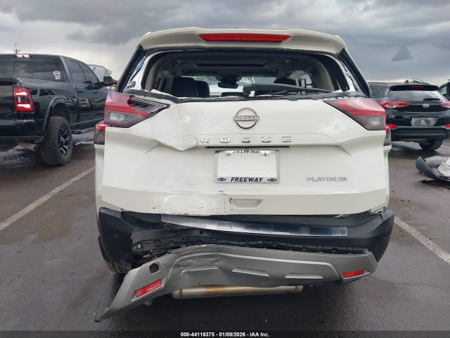 JN8BT3DC6NW120822 Nissan Rogue Platinum Fwd