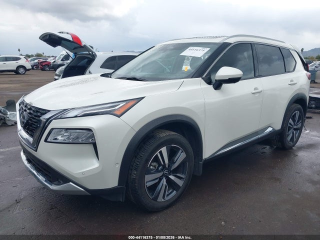 JN8BT3DC6NW120822 Nissan Rogue Platinum Fwd