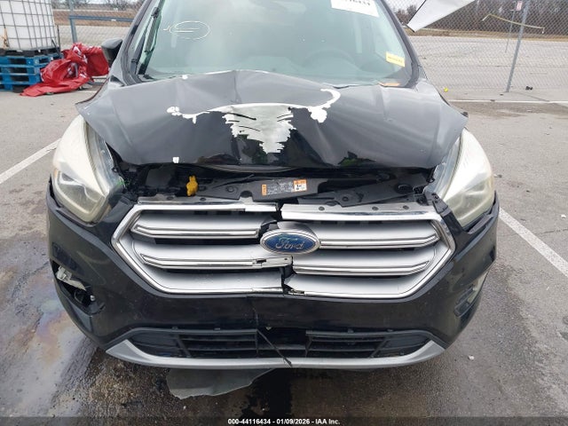2017 FORD ESCAPE 1FMCU0GD7HUC07009 Photo 5