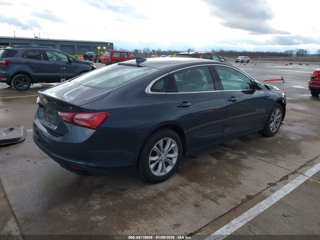 2021 CHEVROLET MALIBU 1G1ZD5ST3MF056493 Photo 3