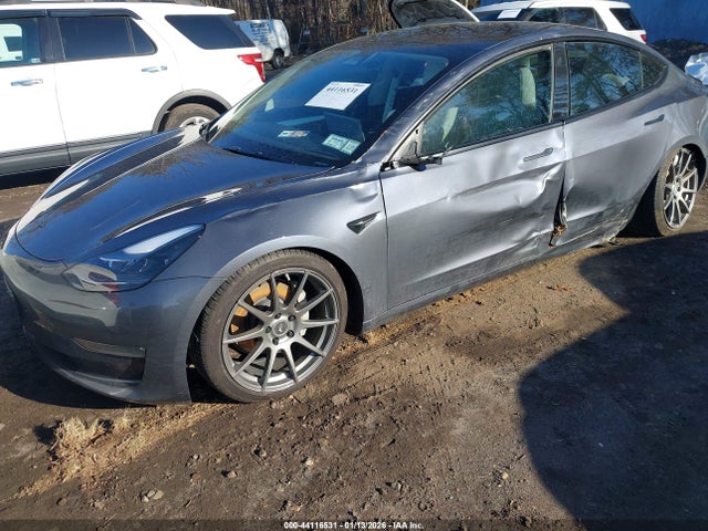 2023 TESLA MODEL 3 5YJ3E1EB5PF708092 Photo 1