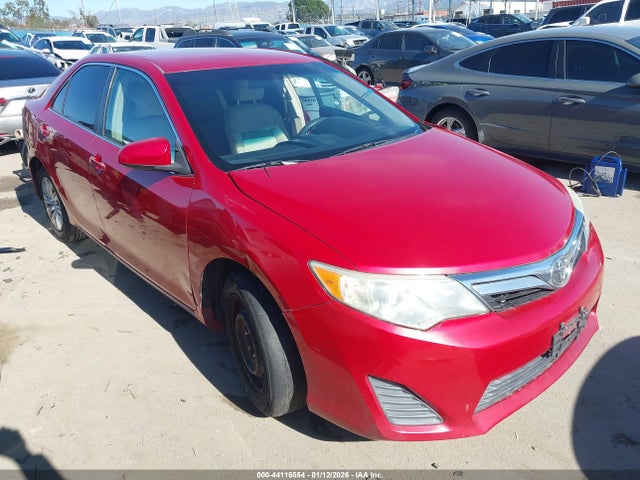 Toyota CAMRY LE 2014 4T4BF1FK9ER430844 zdjęcie główne