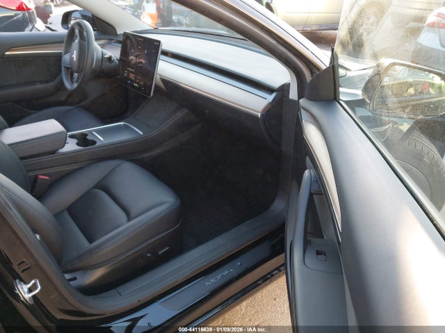 2023 TESLA MODEL 3 5YJ3E1EA2PF655844 Photo 4