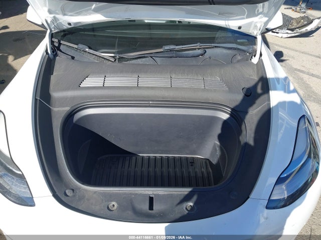 2023 TESLA MODEL Y 7SAYGDEE1PA096937 Photo 9