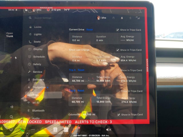 2023 TESLA MODEL Y 7SAYGDEE1PA096937 Photo 6