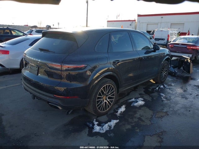 2019 PORSCHE CAYENNE WP1AA2AY2KDA12923 Photo 3