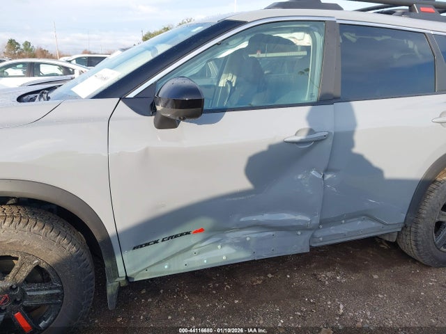 5N1BT3BB9TC702591 Nissan Rogue Rock Creek
