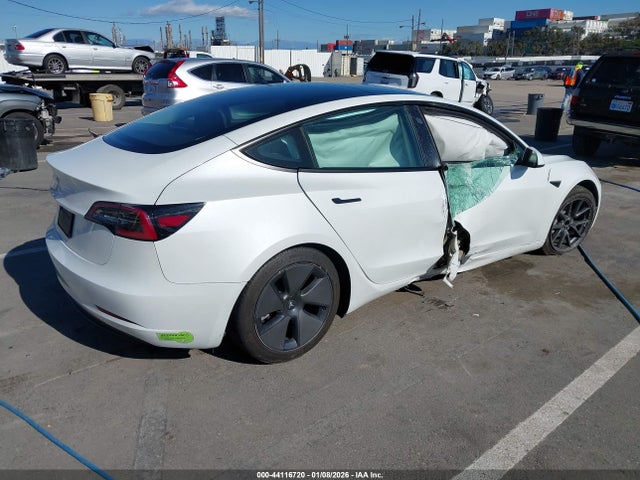 2023 TESLA MODEL 3 5YJ3E1EA2PF556473 Photo 3
