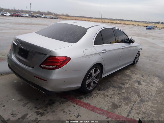 2020 MERCEDES-BENZ E 350 W1KZF8DB8LA844484 Photo 3