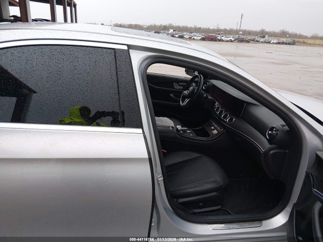 2020 MERCEDES-BENZ E 350 W1KZF8DB8LA844484 Photo 4