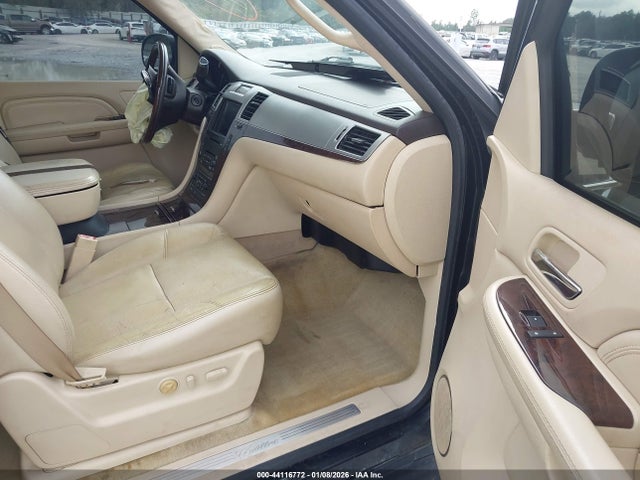 2008 CADILLAC ESCALADE 1GYEC63828R104153 Photo 4