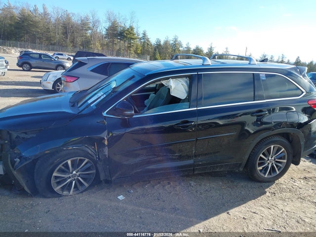 Toyota Highlander Xle 2017 5TDJZRFH5HS377556 Image 15