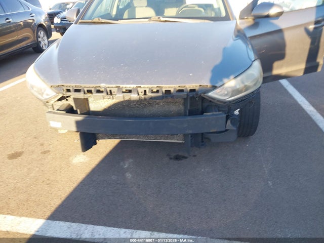 5NPD84LFXJH309531 Hyundai ELANTRA SEL