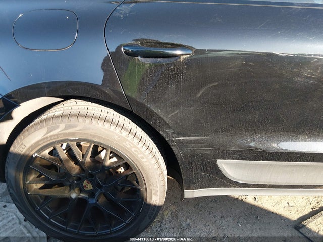 2018 PORSCHE MACAN WP1AB2A52JLB31367 Photo 5