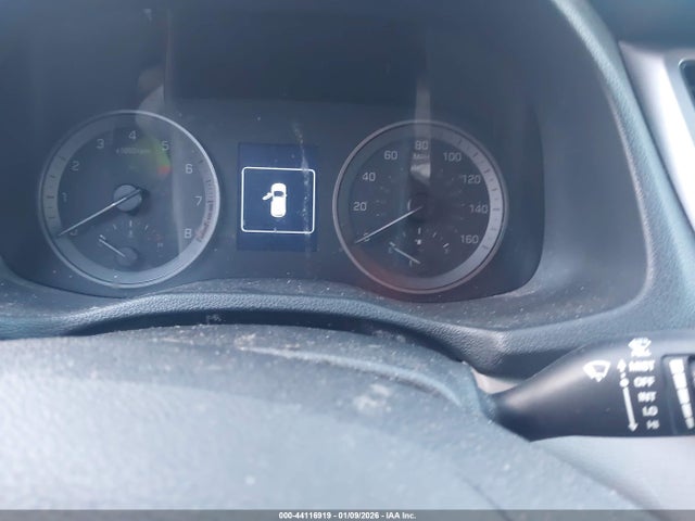 KM8J33A40JU675643 Hyundai TUCSON SEL