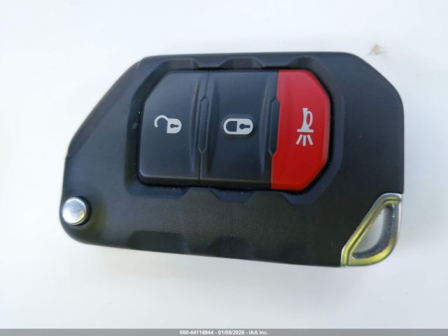 2021 JEEP WRANGLER UNLIMITED 1C4HJXDN3MW739882 Photo 10