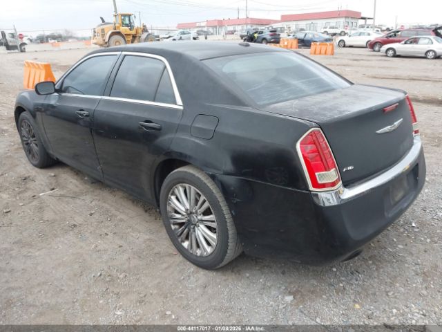 2014 CHRYSLER 300 2C3CCARG7EH201749 Photo 2