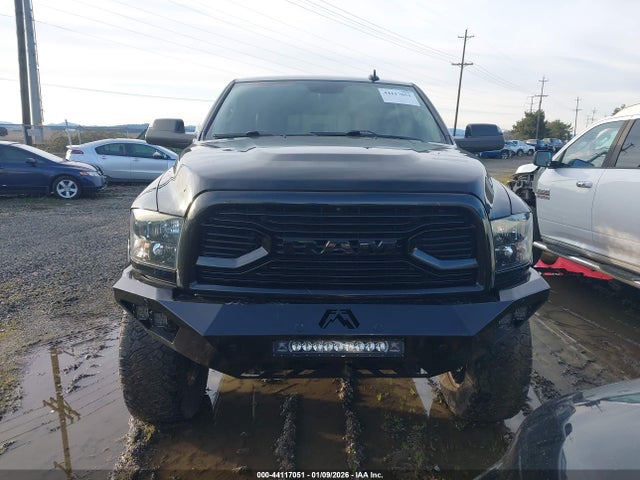 3C6UR5DL6JG314829 RAM 2500 Big Horn 4x4 6&#039;4 Box