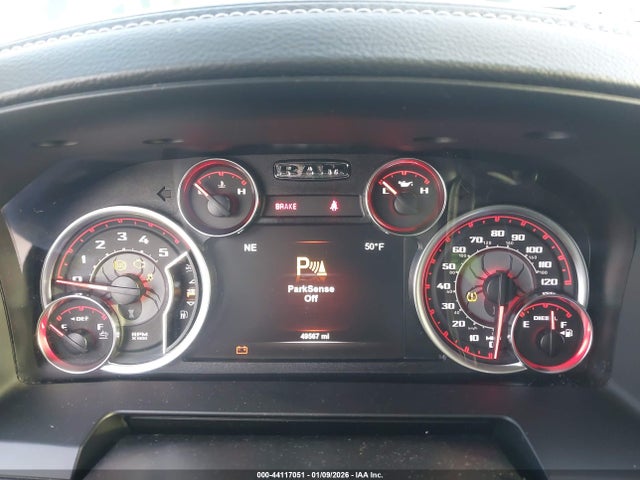 3C6UR5DL6JG314829 RAM 2500 Big Horn 4x4 6&#039;4 Box